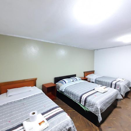 Hostal Dulzura Caraz エクステリア 写真