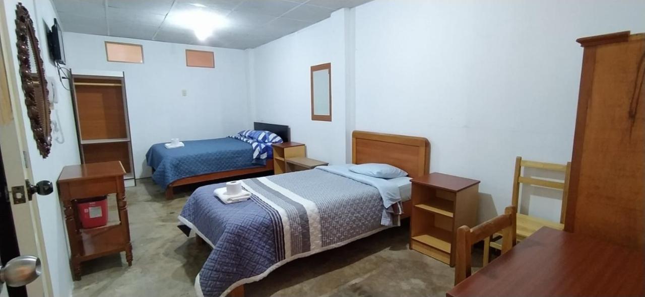 Hostal Dulzura Caraz エクステリア 写真