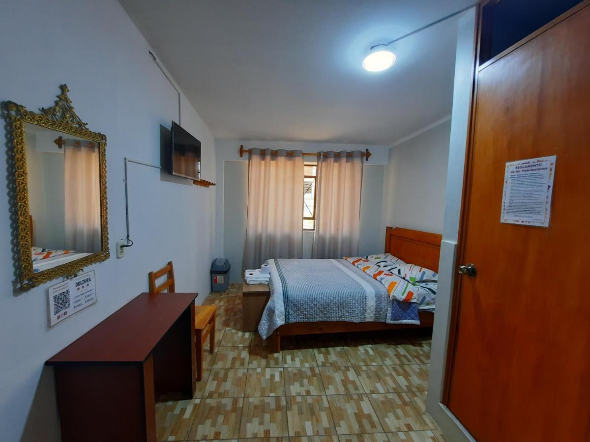 Hostal Dulzura Caraz エクステリア 写真