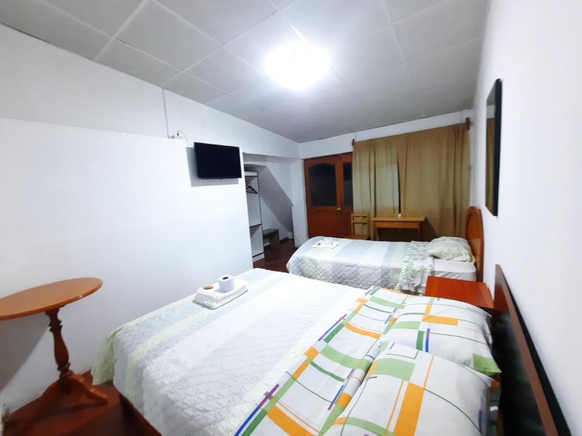 Hostal Dulzura Caraz エクステリア 写真